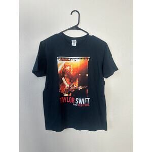 Taylor Swift The Red Tour T-Shirt - Medium